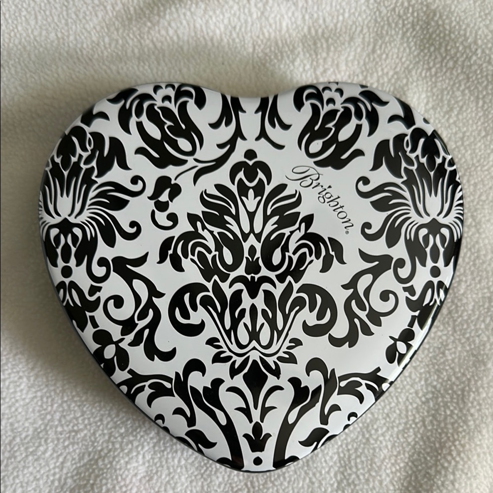 Brighton Heart Tin with Black and White Design